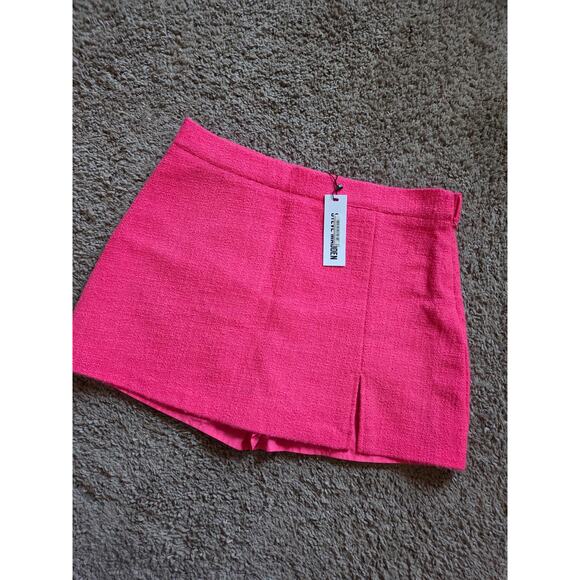 Steve Madden Dresses & Skirts - NWT Steve Madden Hot Pink Tweed Mini Skort